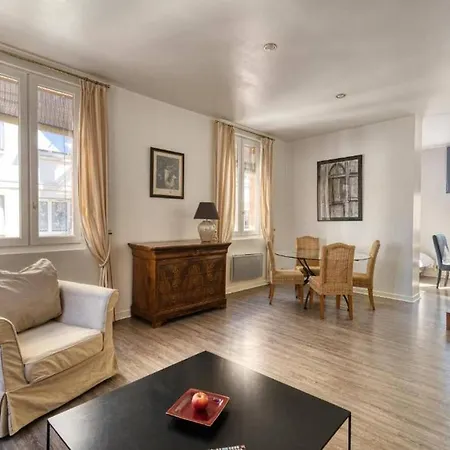 Centre Superbe Appartement, Parking Apartment *