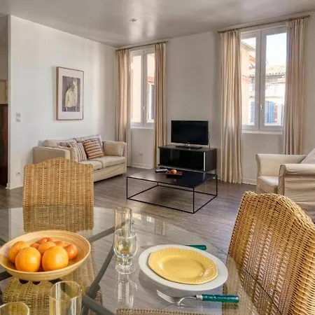 Apartment Centre Superbe Appartement, Parking